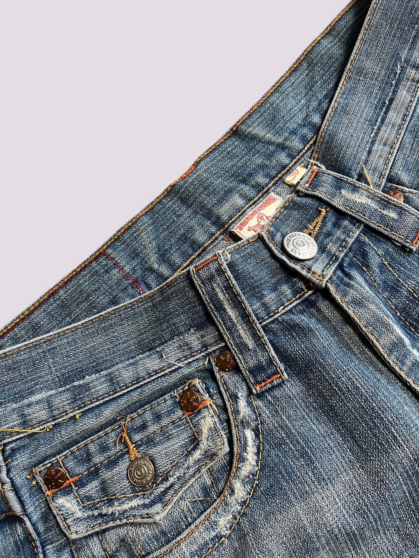 True Religion embroidered Flared Jeans Gr 30