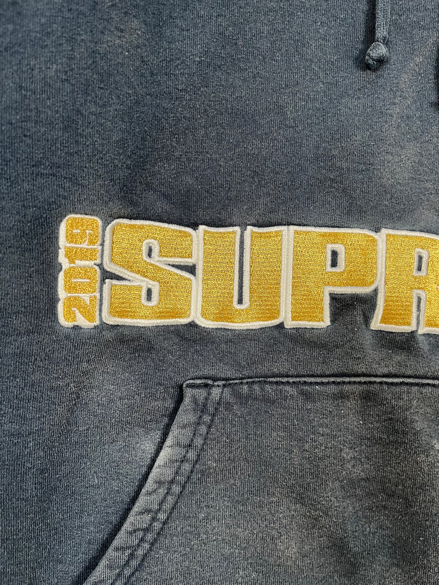 Supreme 2019 Hoodie Gr M