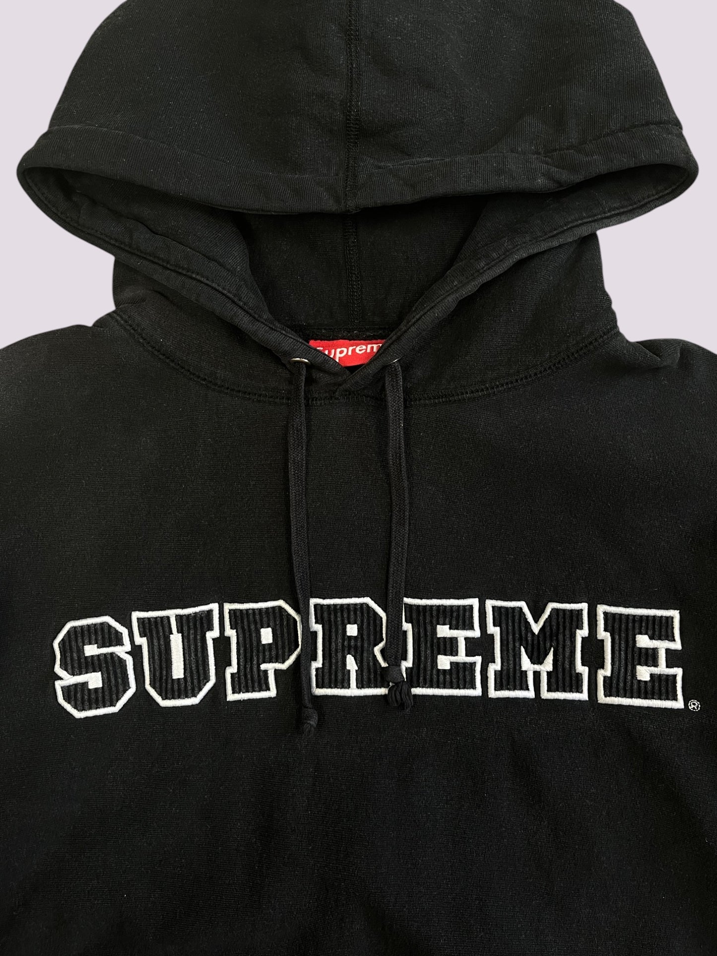 Supreme Logo Hoodie Schwarz